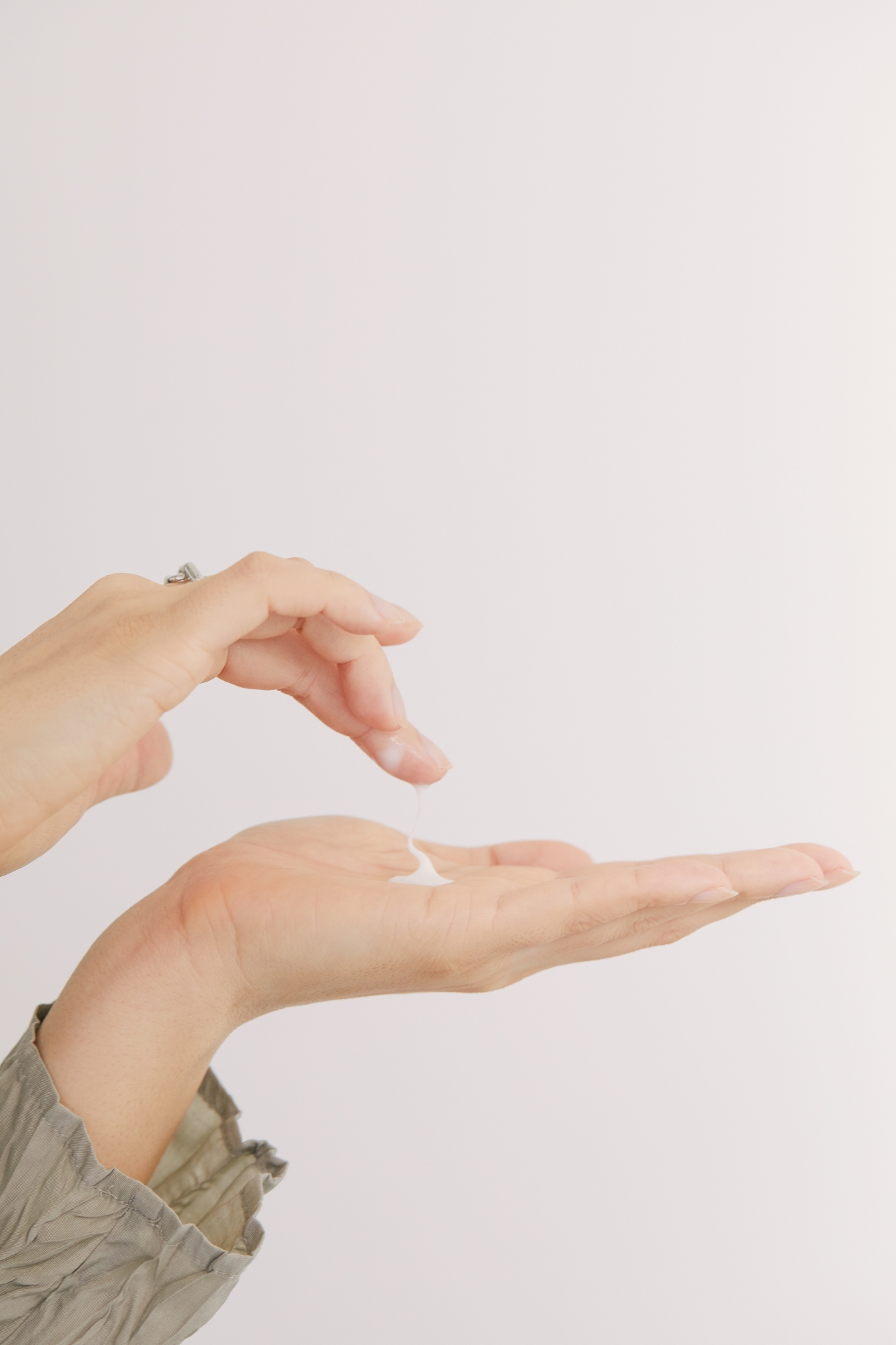 Kem dưỡng Rapid Firm Sculpting Cream nâng cơ mặt