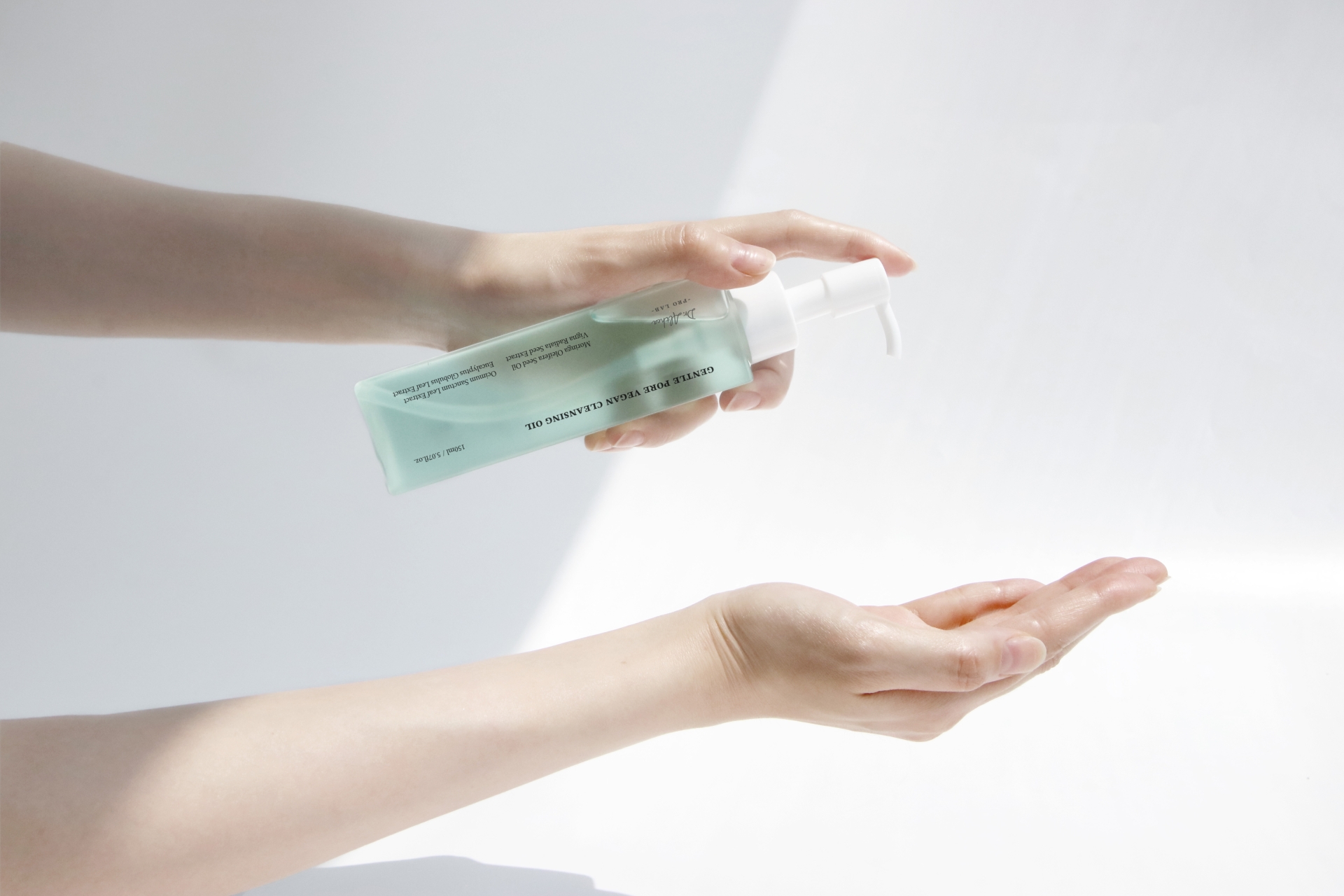 Dầu Tẩy Trang Gentle Pore Vegan Cleansing Oil