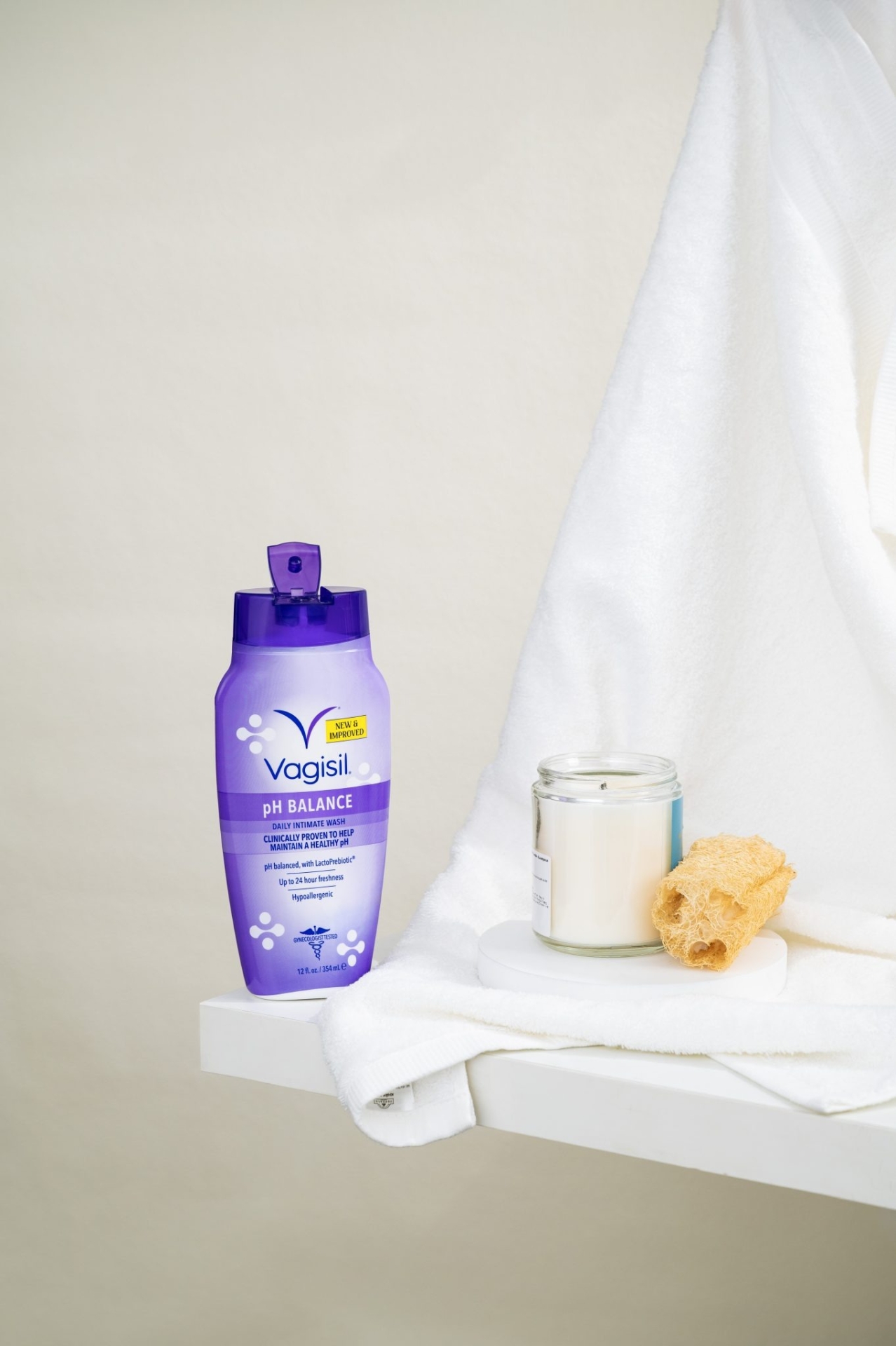 Gel vệ sinh phụ nữ Vagisil pH Balance Daily Intimate Wash 240ml