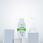 Gel vệ sinh phụ nữ Vagisil Sensitive Daily Intimate Wash 240ml